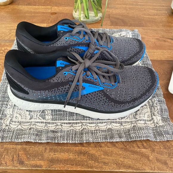 New Brooks Sneakers